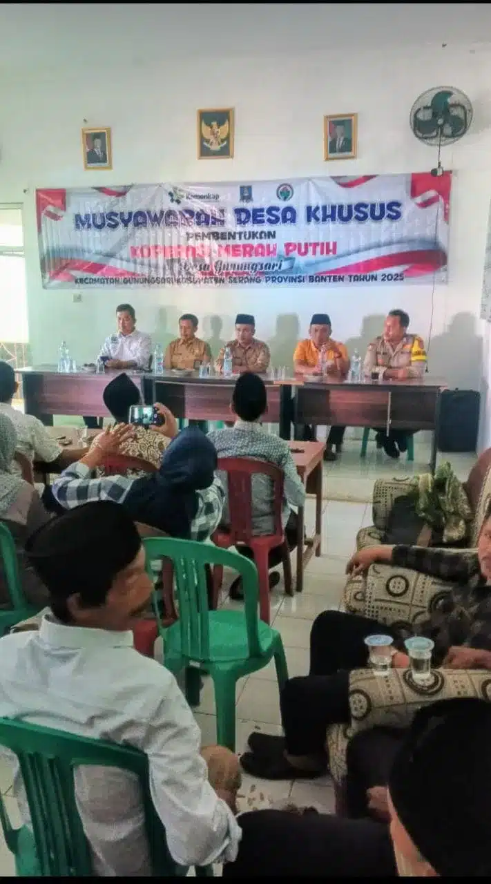 Musyawarah Desa Khusus Gunungsari Bentuk Koperasi Merah Putih Secara Demokratis dan Tertib Musyawarah Desa Khusus Gunungsari Bentuk Koperasi Merah Putih Secara Demokratis dan Tertib