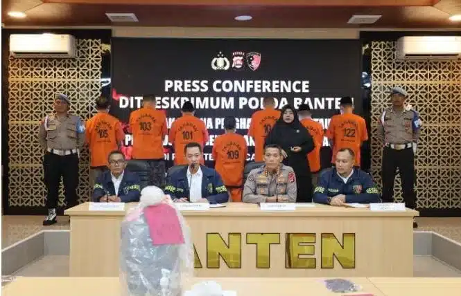 Polda Banten Ungkap Kasus Penghasutan dan Perusakan di Proyek PT Lotte Chemical Indonesia Polda Banten Ungkap Kasus Penghasutan dan Perusakan di Proyek PT Lotte Chemical Indonesia