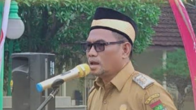 Camat Panongan, H. Drs. Heru Ultari, purnabakti pada 29 Agustus 2025, diiringi acara pisah sambut dengan Muspika dan jajaran. Camat Panongan, H. Drs. Heru Ultari, purnabakti pada 29 Agustus 2025, diiringi acara pisah sambut dengan Muspika dan jajaran.