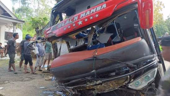 9 Fakta Tragis Kecelakaan Bus Pegawai RS Bina Sehat Jember Pasca-Liburan di Bromo 9 Fakta Tragis Kecelakaan Bus Pegawai RS Bina Sehat Jember Pasca-Liburan di Bromo