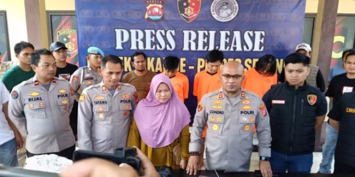 Polisi Bongkar Sindikat Ganjal ATM di Serang, Rp25,9 Juta Raib dari Rekening Korban
