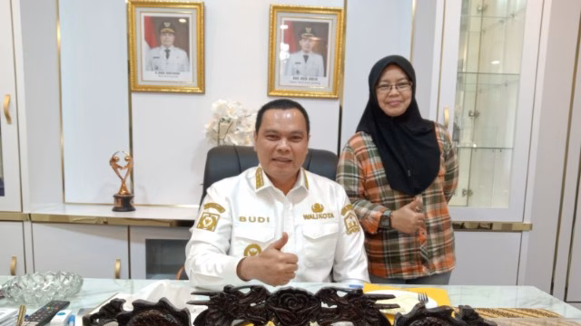 Wali Kota Serang Tekankan Pentingnya Perbaikan Ekonomi demi Masa Depan Anak Cucu Wali Kota Serang Tekankan Pentingnya Perbaikan Ekonomi demi Masa Depan Anak Cucu