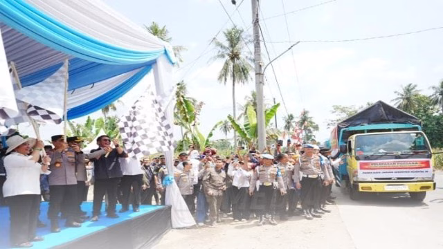 Polri dan Bulog Lepas Distribusi Jagung Panen Raya Kuartal lll 2025 di OKU Timur Polri dan Bulog Lepas Distribusi Jagung Panen Raya Kuartal lll 2025 di OKU Timur