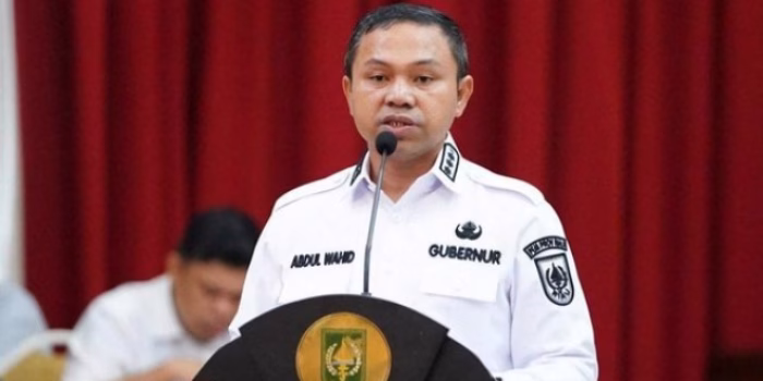 Infografis 5 Fakta OTT KPK Gubernur Riau Abdul Wahid - CompasKotaNews.com