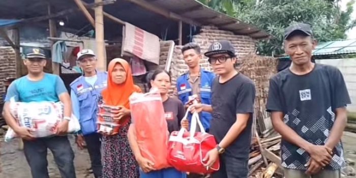Pemdes Ciruas Salurkan Bantuan Logistik untuk Pasangan Lansia Korban Rumah Roboh, Sampaikan Terima Kasih kepada Media