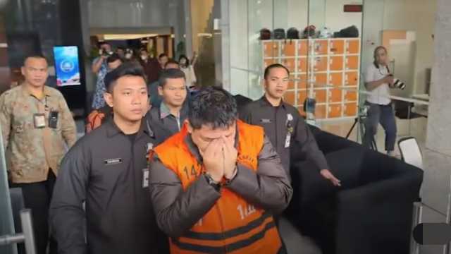 OTT KPK Jerat Pegawai Bea Cukai, Uang Miliaran Rupiah Diamankan OTT KPK Jerat Pegawai Bea Cukai, Uang Miliaran Rupiah Diamankan