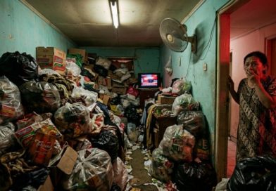 Kamar Kost Penuh Sampah di Tangsel Gegerkan Warganet, Diduga Penghuni Alami Hoarding Disorder Kamar Kost Penuh Sampah di Tangsel Gegerkan Warganet, Diduga Penghuni Alami Hoarding Disorder
