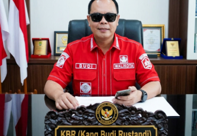 Wali Kota Serang KBR Kaji Kebijakan: Tukin ASN Bisa Ditunda Jika Tidak Disiplin dan Menunggak PBB Wali Kota Serang KBR Kaji Kebijakan: Tukin ASN Bisa Ditunda Jika Tidak Disiplin dan Menunggak PBB
