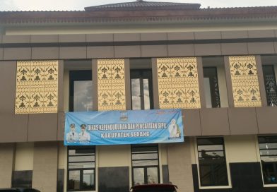 Kadis Dukcapil Kabupaten Serang Belum Beri Klarifikasi, Sikap Dinilai Menghindar dari Konfirmasi Media Kadis Dukcapil Kabupaten Serang Belum Beri Klarifikasi, Sikap Dinilai Menghindar dari Konfirmasi Media