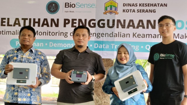 Pemkot Serang Terima 36 Alat Detektor Keamanan Pangan untuk Perkuat Pengawasan MBG Pemkot Serang Terima 36 Alat Detektor Keamanan Pangan untuk Perkuat Pengawasan MBG