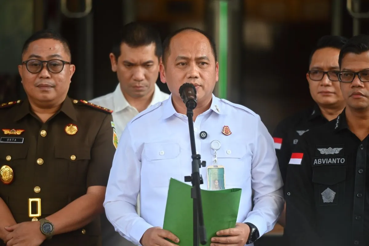 Kolonel Budi Utomo Jadi Tersangka Dugaan Korupsi Tata Kelola Program MBG Kolonel Budi Utomo Jadi Tersangka Dugaan Korupsi Tata Kelola Program MBG