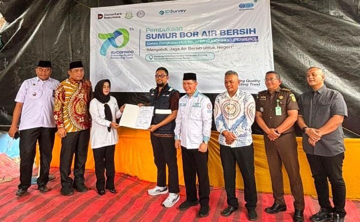 Peringati HUT ke 70, SUCOFINDO Resmikan Sumur Bor Air Bersih di Desa Gembor Peringati HUT ke 70, SUCOFINDO Resmikan Sumur Bor Air Bersih di Desa Gembor