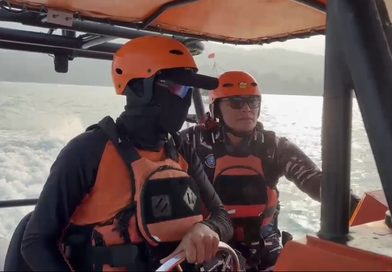 Hari ke-9 Pencarian Speed Boat Arupadhatu: 22 Alut Dikerahkan Cari 8 Korban di Selat Sunda