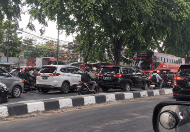 Lalu Lintas Bus dan Angkot Kota Serang Carut-Marut: Pegiat Publik Toni Firdaus Desak Sinergi Pemkot, Dishub Provinsi, dan Kemenhub