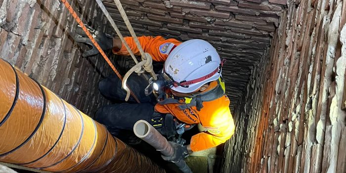 Tim SAR Evakuasi Korban Longsor Sumur Sedalam 15 Meter di Lebak
