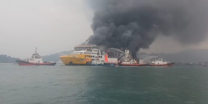 KMP Batu Mandi Terbakar di Alur Masuk Pelabuhan Merak, Tim SAR Gabungan Dikerahkan